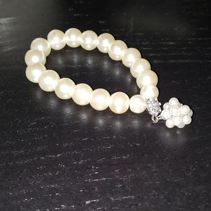 Faux white/ivory pearl bracelet